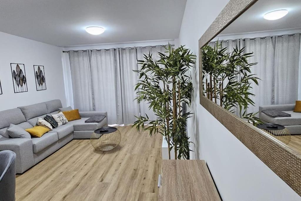 Appartement Vista Mar - Ac, Parking And Pool à Funchal  Extérieur photo