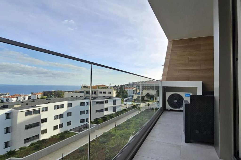 Appartement Vista Mar - Ac, Parking And Pool à Funchal  Extérieur photo